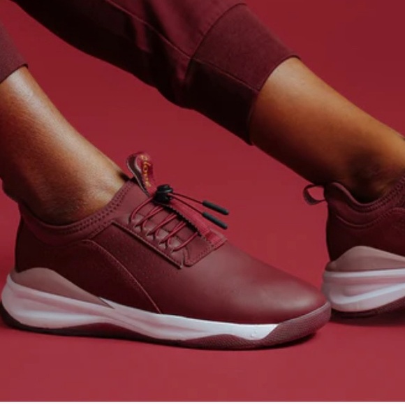 Clove Classic Healthcare Corino Fabric Sneakers Limited Edition Royal Maroon 8.5 - Picture 4 of 16